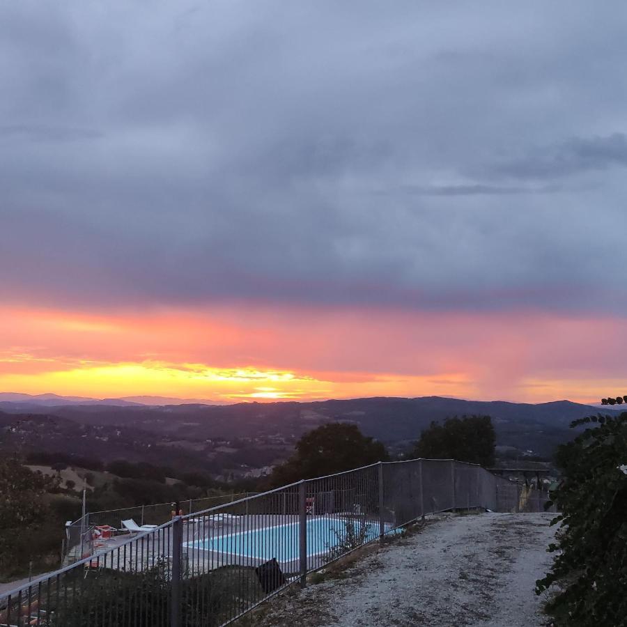 Vila Agriturismo Borgo San Benedetto Pietralunga  Exteriér fotografie