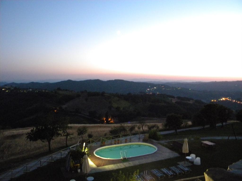 Vila Agriturismo Borgo San Benedetto Pietralunga  Exteriér fotografie